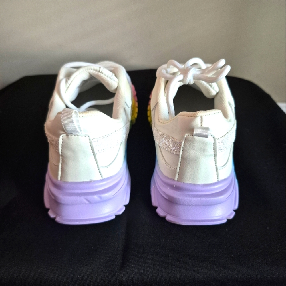 Shoes - Picture 3 of 3